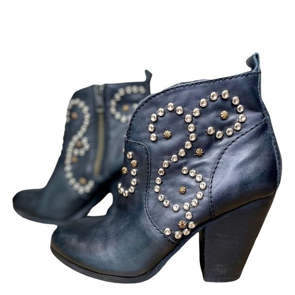 STEVE MADDEN Awsum Black Silver Studded Heeled Ankle Boho Leather Booties 6 - Picture 1 of 7